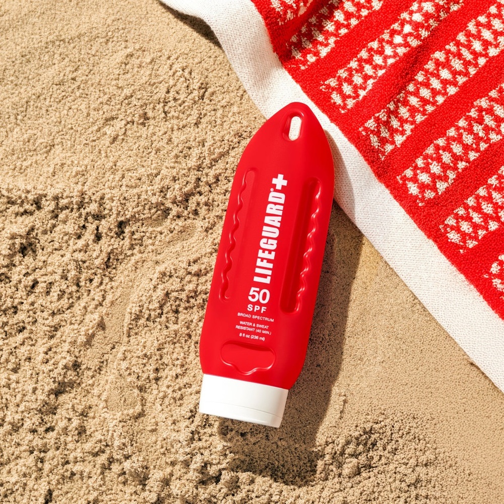 Lifeguard SPF 50 Sunscreen Lotion Waterproof Broad Spectrum 8 Oz No White Cast - Picture 2 of 6